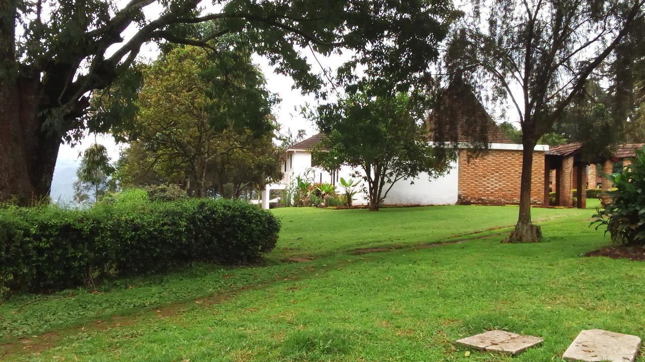 White Horse Inn Kabale Esterno foto